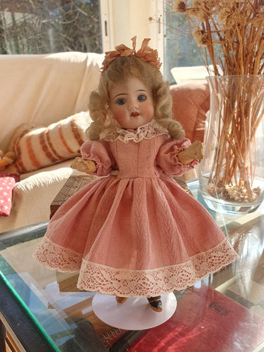 mignonette muñequitas pequeñas de porcelana en venta