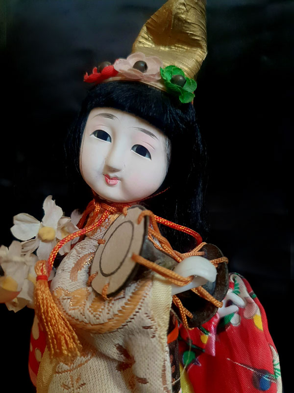 hermosa muñeca geisha japonesa realizada en gofun con tambor